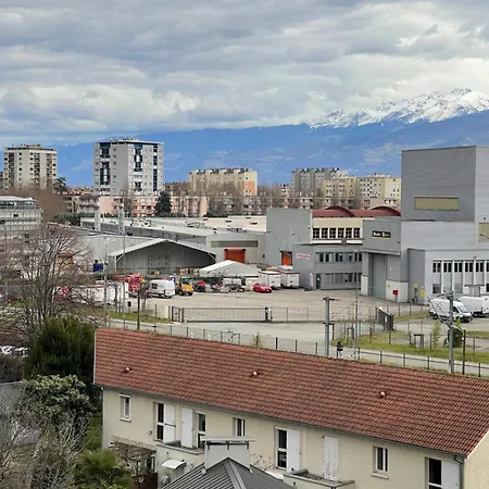 Magnifique Duplex Avec 2 Chambres Et Parking Gratuit Grenoble Exterior foto
