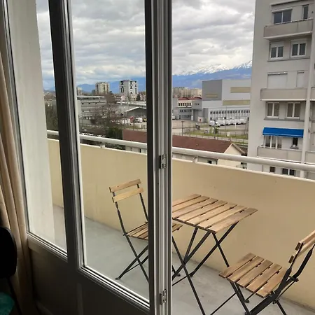 Magnifique Duplex Avec 2 Chambres Et Parking Gratuit Grenoble Exterior foto