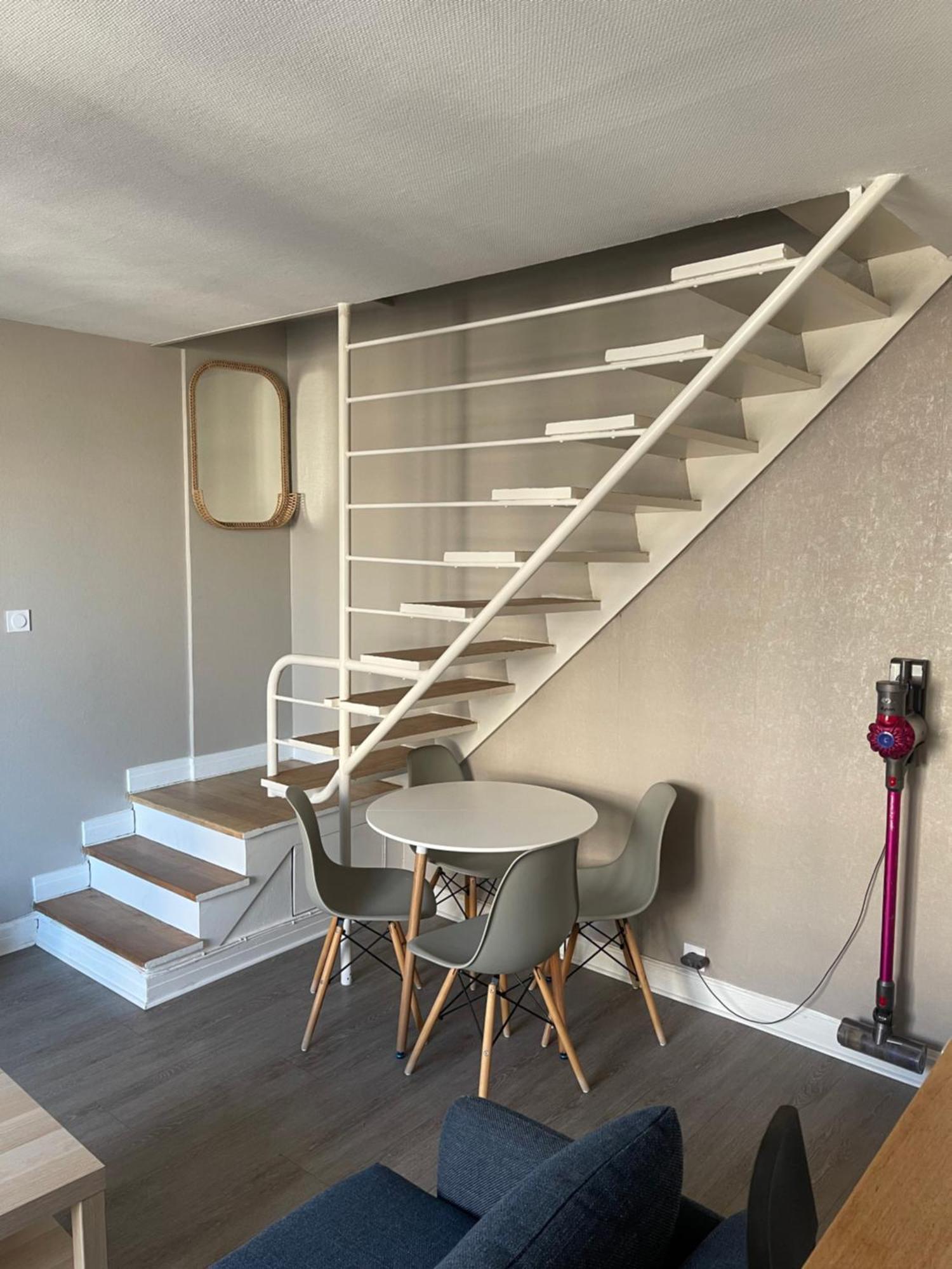 Magnifique Duplex Avec 2 Et Parking Gratuit Grenoble