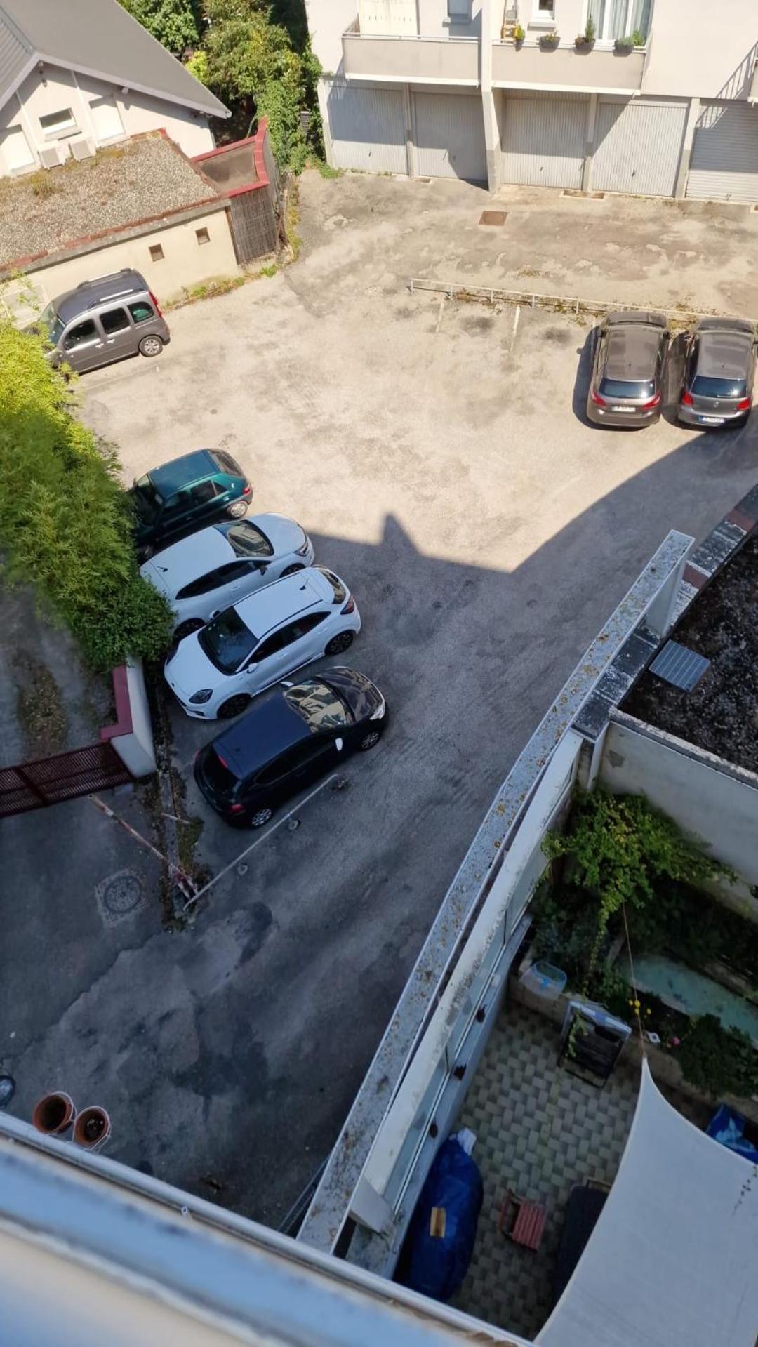 Magnifique Duplex Avec 2 Et Parking Gratuit Appartement *